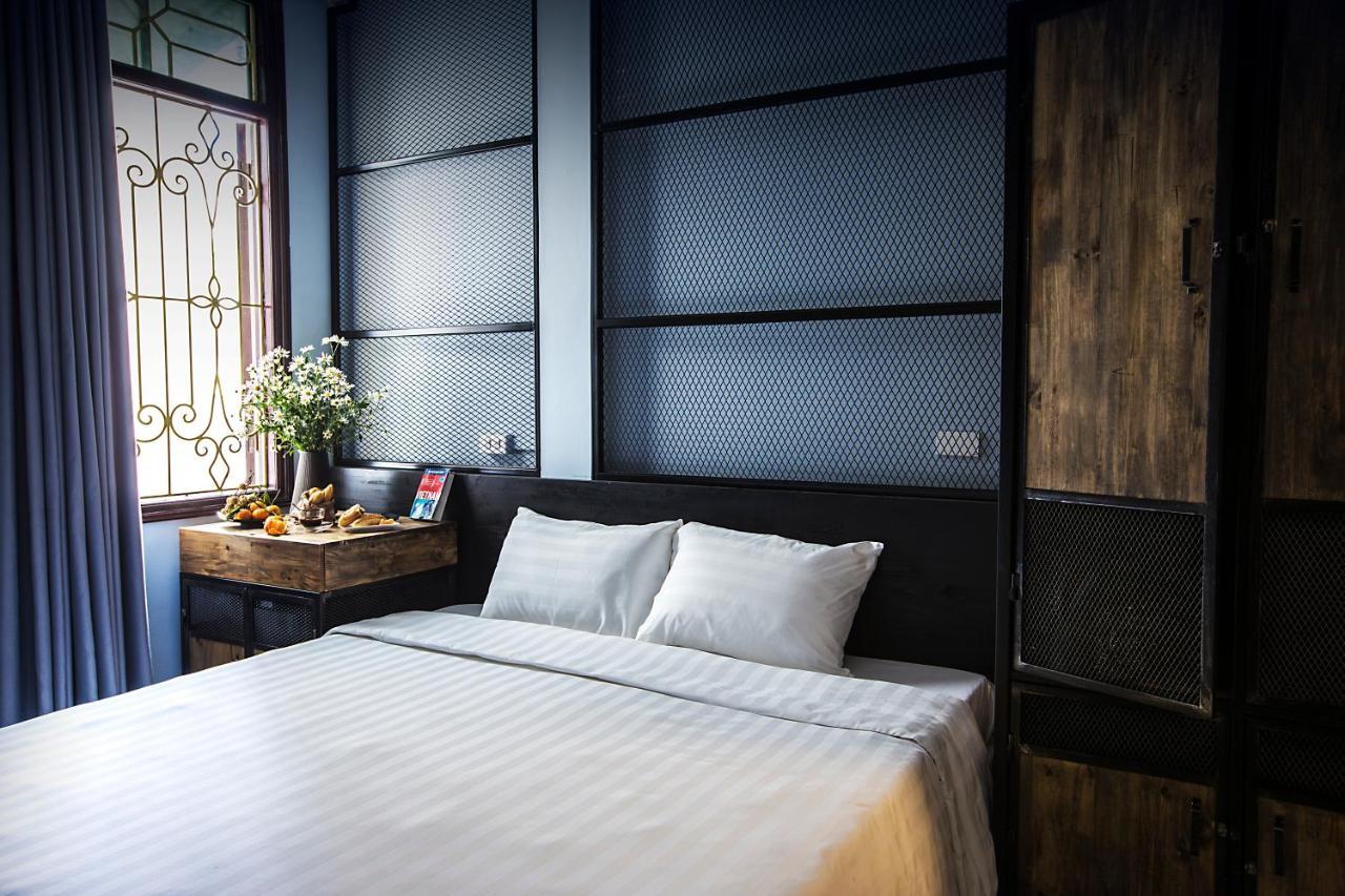 The Chi Novel Hostel Hanoi Exterior photo